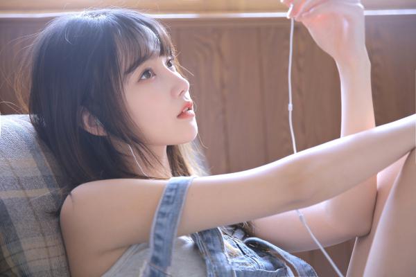 斯菀李灿顶流女爱豆转型影后，从退团开始结局完整全文