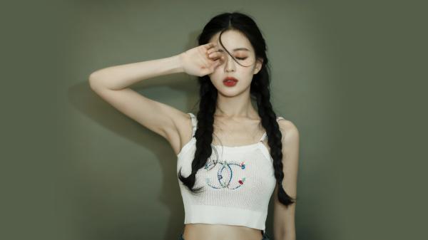 主角是谢林李延的小说 《让你当手工博主，没让你搓战机啊》 全文在线阅读