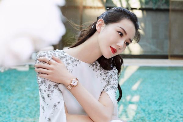 《沈南初裴政年》穿成恶毒寡嫂？我偏要当反派天花板大结局免费阅读