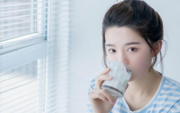 《谢清晏阮清霜》小说章节列表在线阅读 兼祧两房的丈夫报复我，我转身嫁给截瘫太子爷小说全文