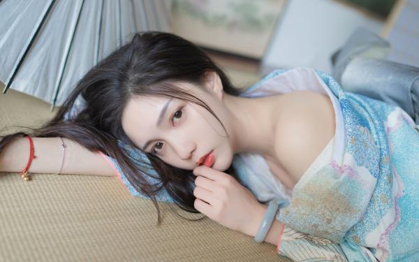 《白芷落萧泽兰》小说章节目录在线阅读 穿书后，我带着金属异能去流放小说全文