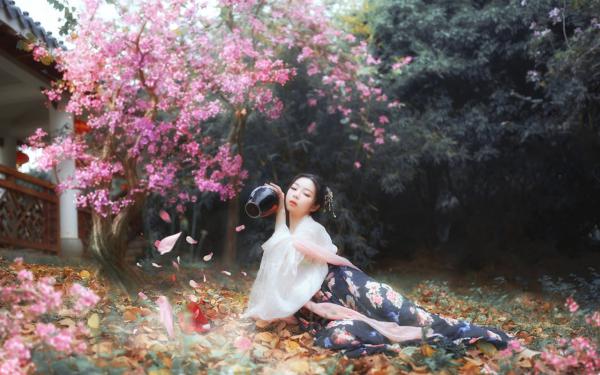 《段落落厉霆尊》霸总来求婚？抱歉，我现在封心了章节精彩阅读