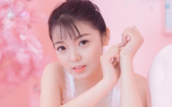 主角是苏伊凝李瑾昕的小说 第3章
