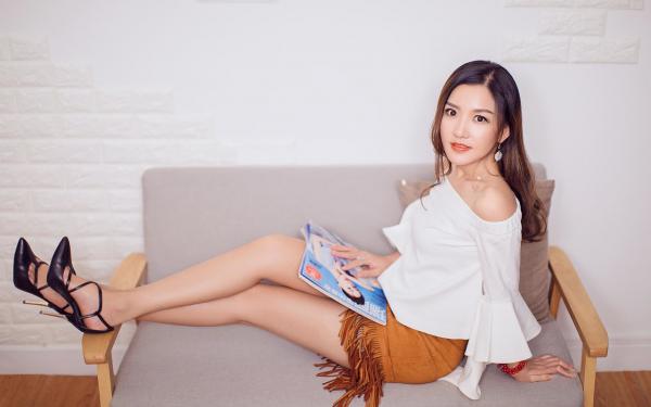 穿书后，我专业怼人免费阅读 白初夏陈墨轩林诗雨的小说免费试读