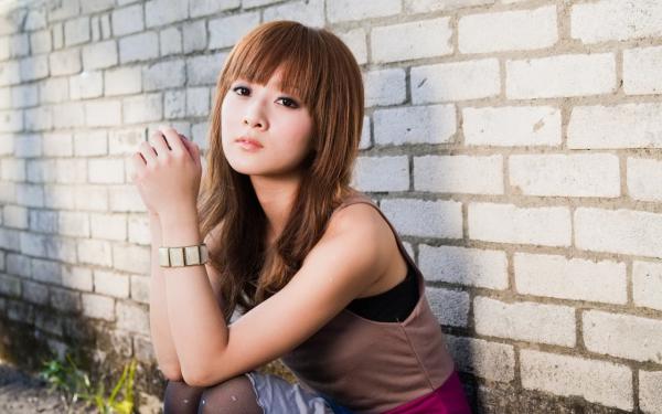 《穿成反派女配，我成了正道的光》小说章节精彩阅读 殷衔意沈鸢裴玄沉小说全文